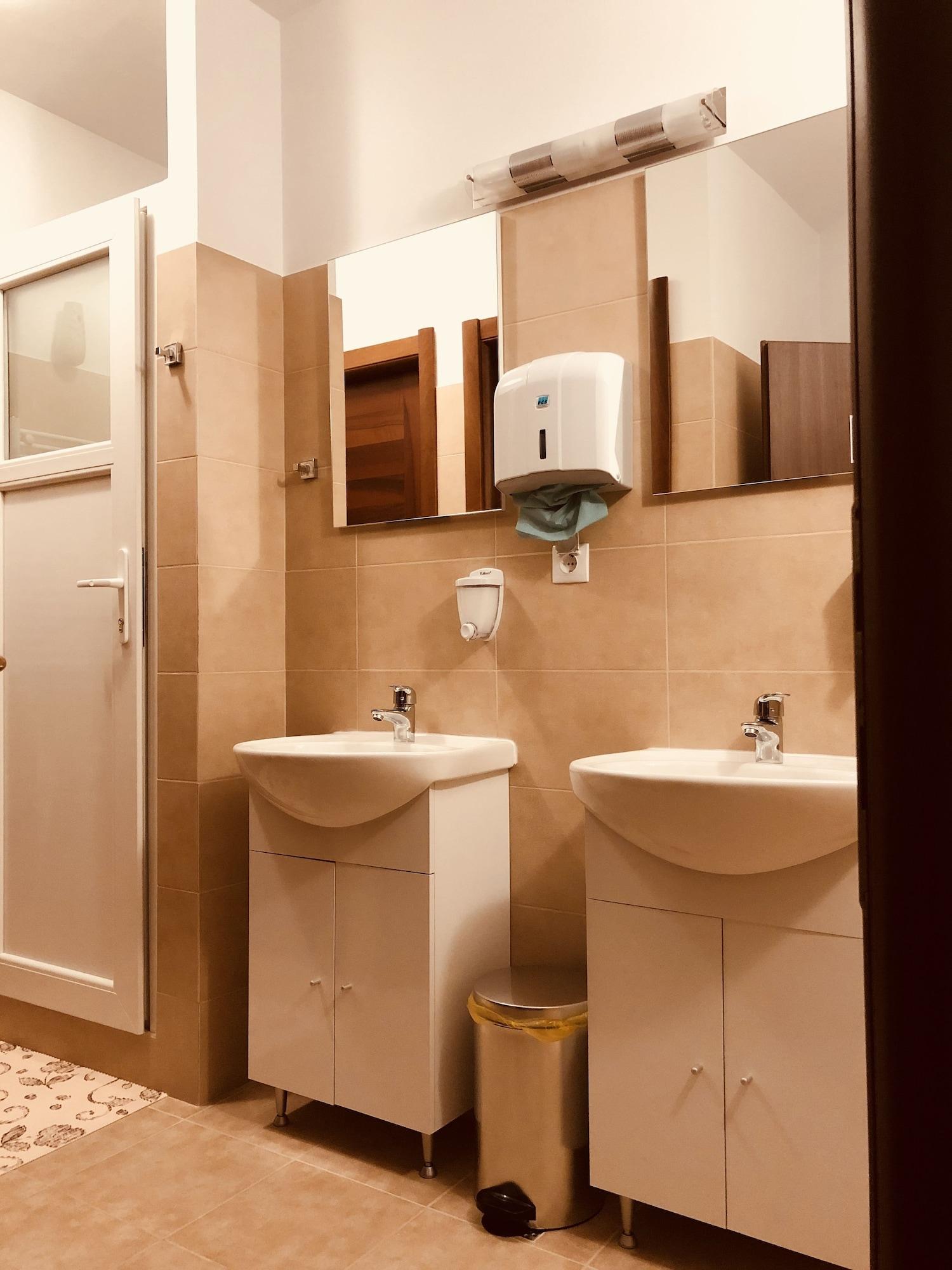 Monte Carlo Palace Rooms Bukarest Eksteriør billede