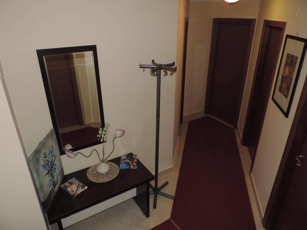 Monte Carlo Palace Rooms Bukarest Eksteriør billede